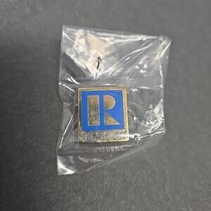 Realtor Pinback Button Square Blue Logo Lapel Small Jacket Hat Pin